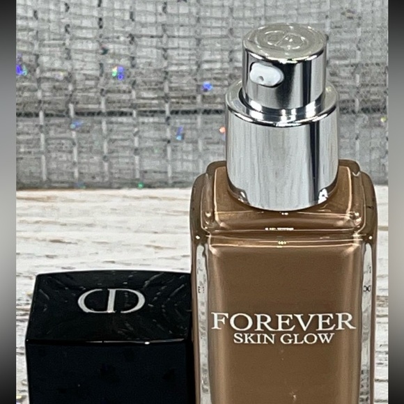 Dior Forever Skin Glow Foundation SPF 15 3.5N Neutral, Exp. 04/25, New In Box - Picture 2 of 6